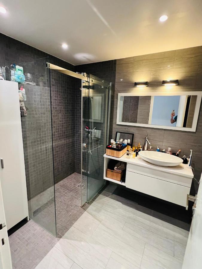 John Homestay Room In 尼斯 外观 照片
