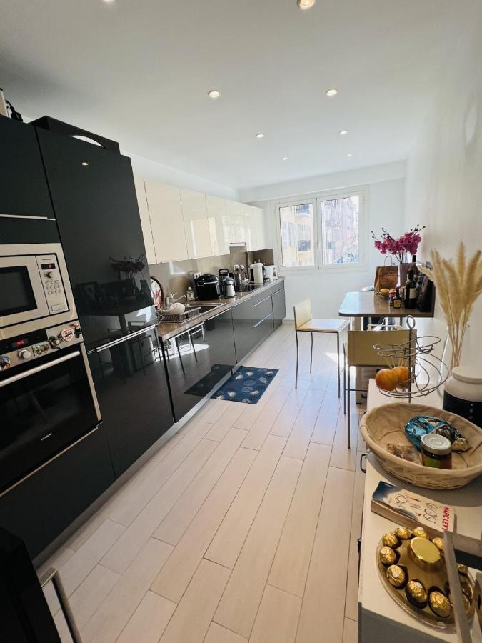 John Homestay Room In 尼斯 外观 照片
