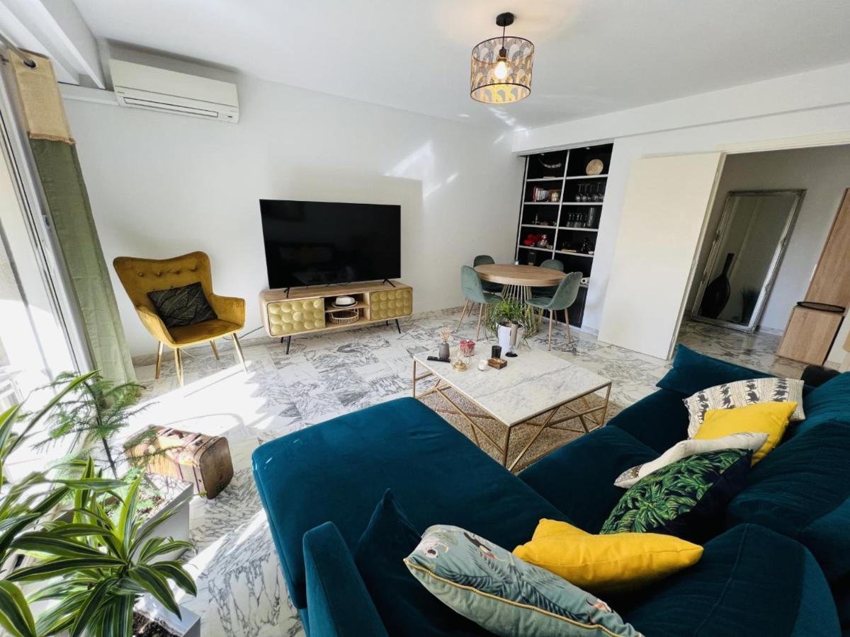 John Homestay Room In 尼斯 外观 照片